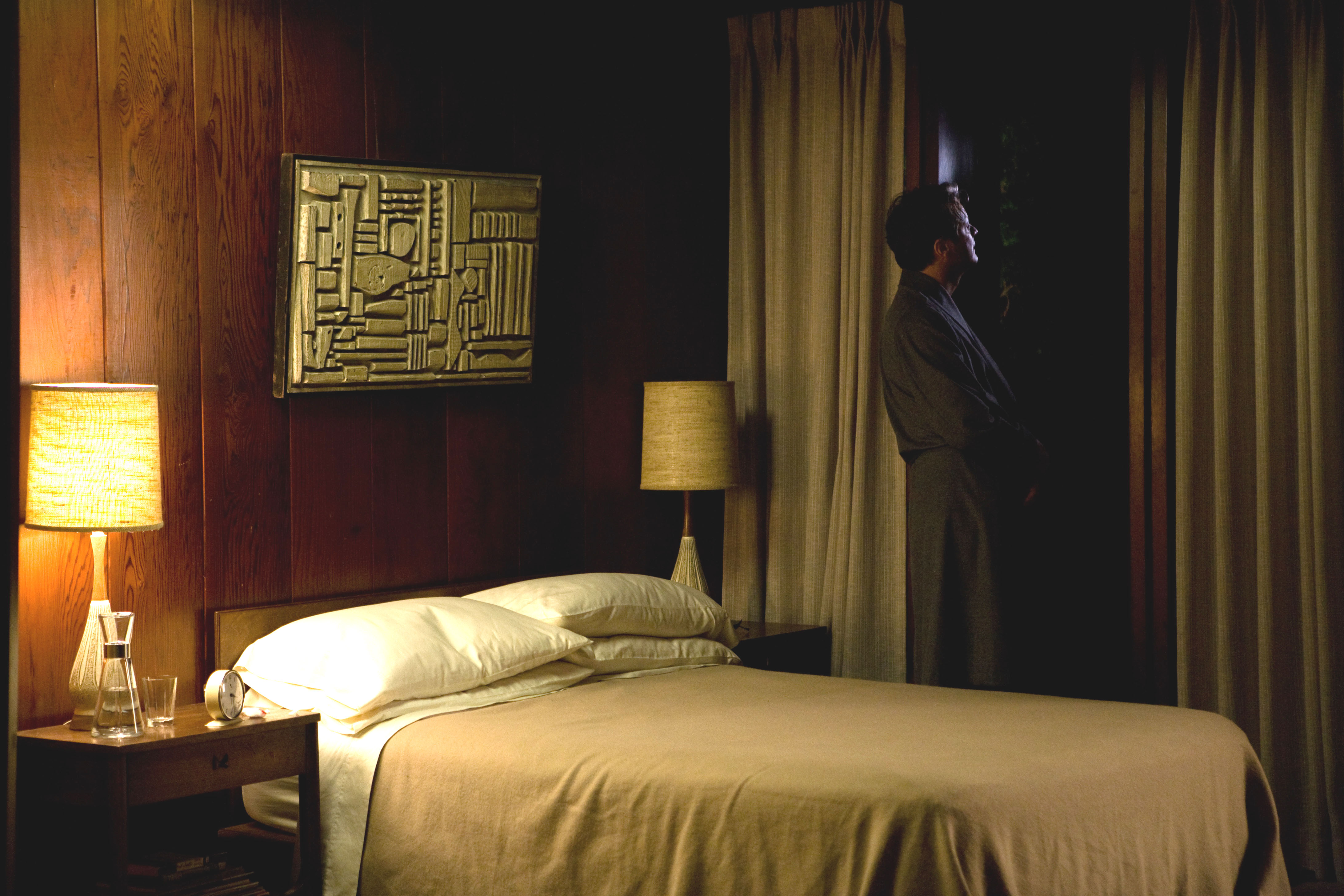 http://latimesblogs.latimes.com/home_blog/2010/02/oscar-snubs-a-single-mans-stunning-interiors.html